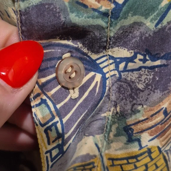 Vintage 90’s Silk Club Button Up Short Sleeve Shirt - Picture 8 of 11